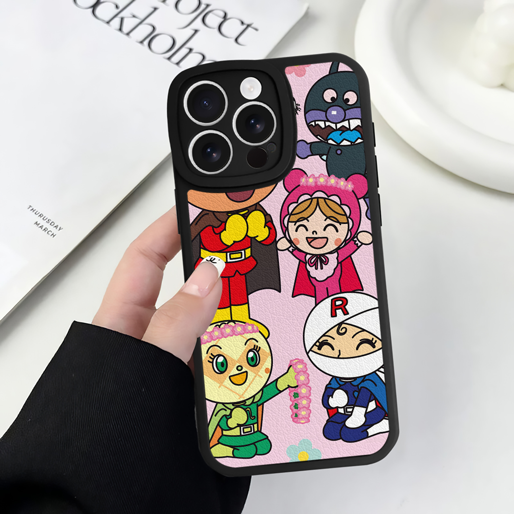 （画像用） アンパンマン Anpanman 【iPhone 16シリーズ対応】シリコンスマホケース（レザー調） 材質：シリコン